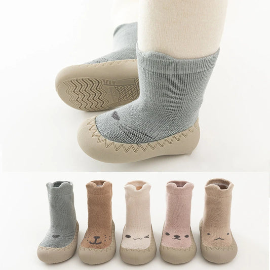 2023 Autumn Winter Baby Warm Cushion Sock Shoes Rubber Sole Cute Cartoon Lightweight Floor Shoes Toddler First Walker Sneakers