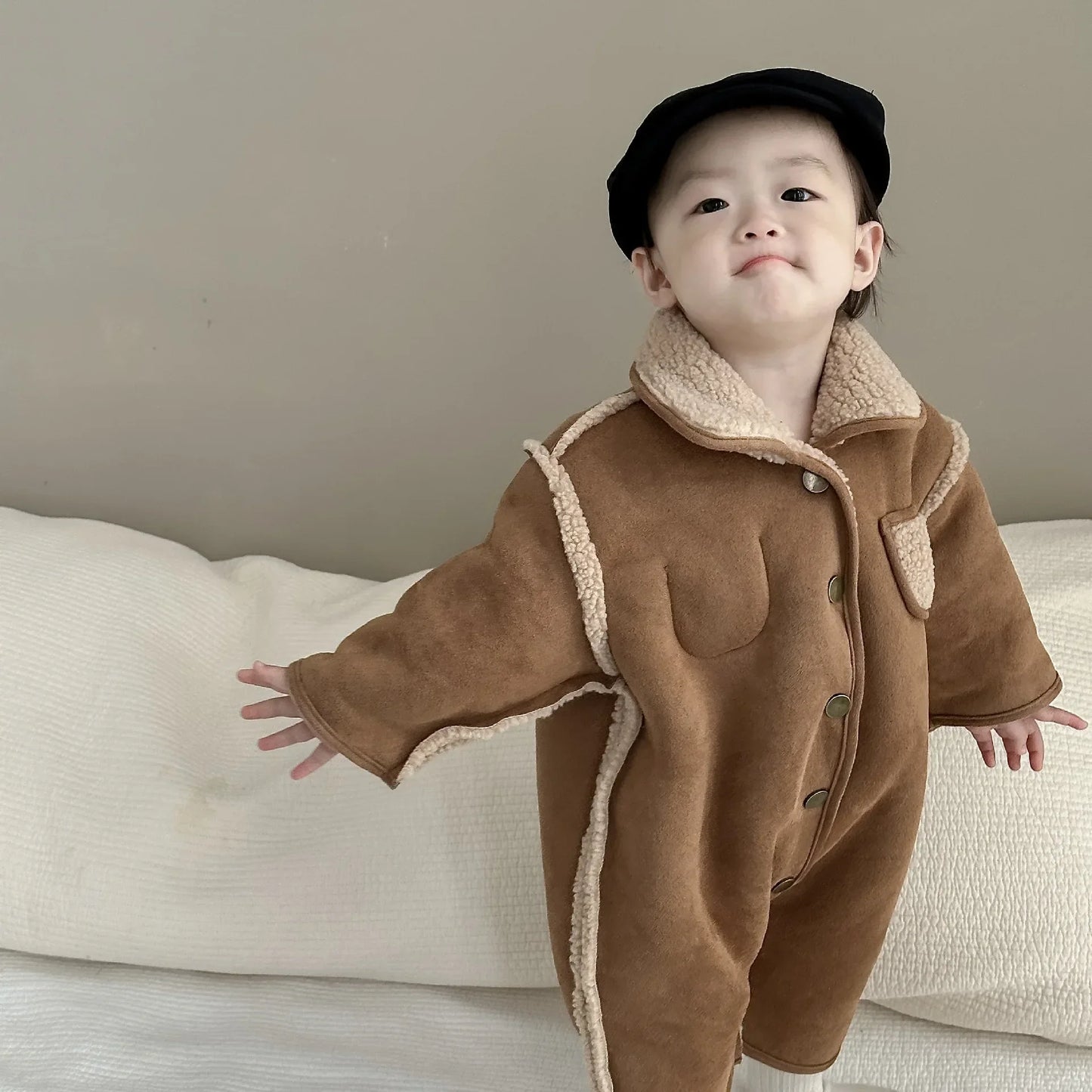 Baby boys and girls fashion Winter Reversible Lamb wool bodysuits 0-3 years infants warm thick jumpsuits