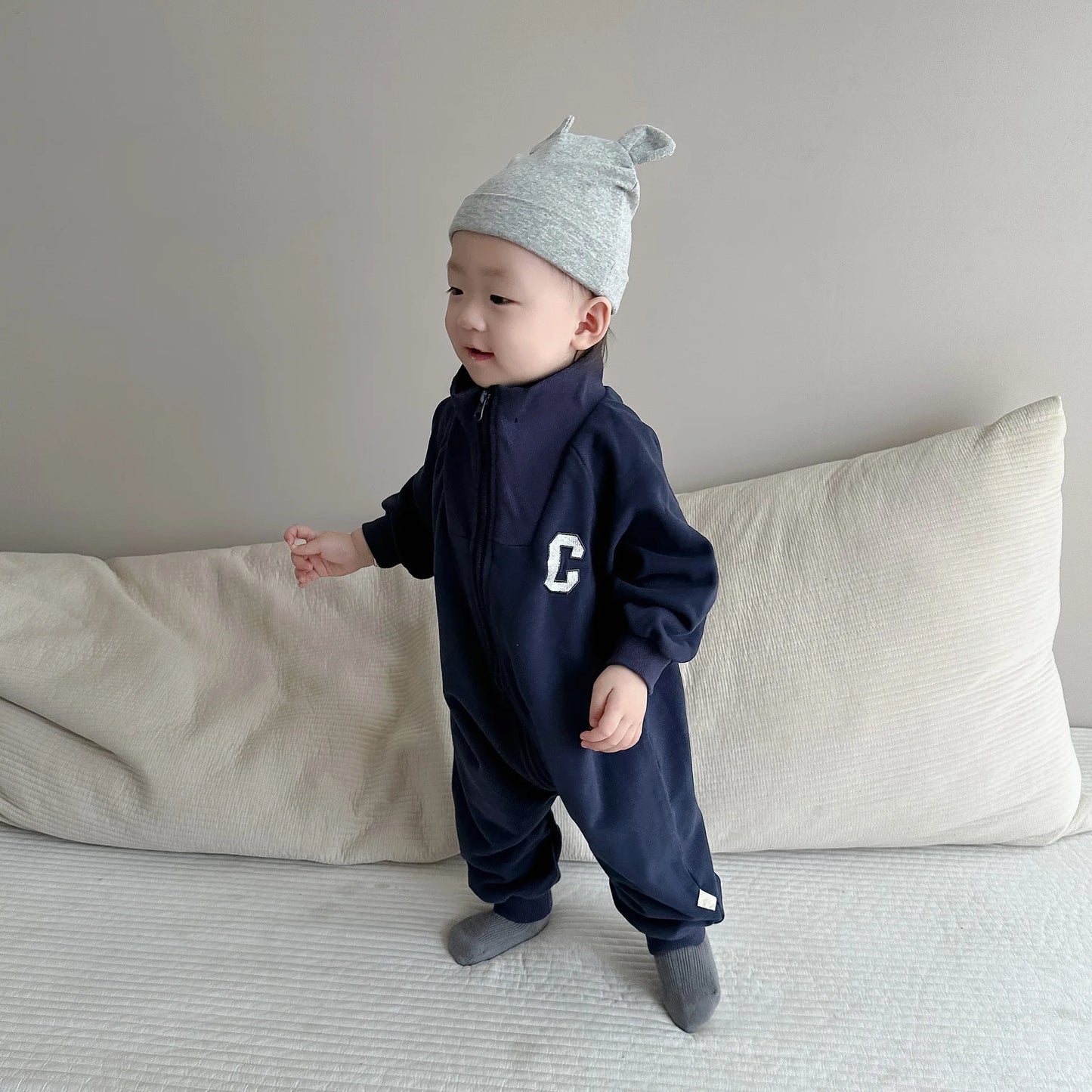 2025 Autumn New Baby Long Sleeve Romper Boy Girl Newborn Letter Print Lapel Jumpsuit Infant Cotton Casual Zipper Onesie 0-24M