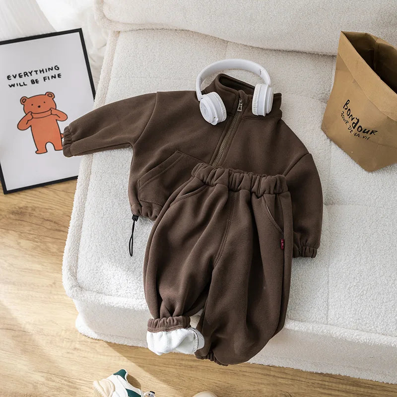 Baby wearing winter fleece sport suit clothing set
