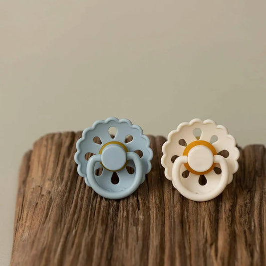 New flower shaped natural latex baby soft pacifier, food grade liquid silicone, newborn baby pacifier, teething gel