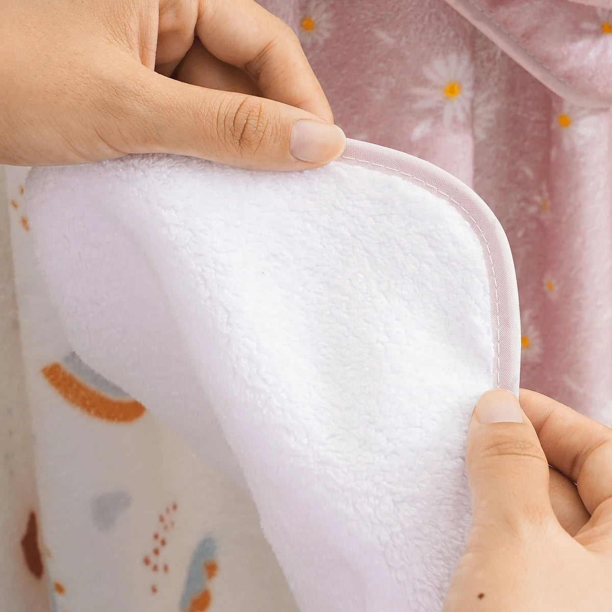 80c×80CM Thick Baby Coral Fleece Blanket Absorbent Bath Towel Warm Newborn Swaddle Wrap Quilt Bedding Stroller Cover