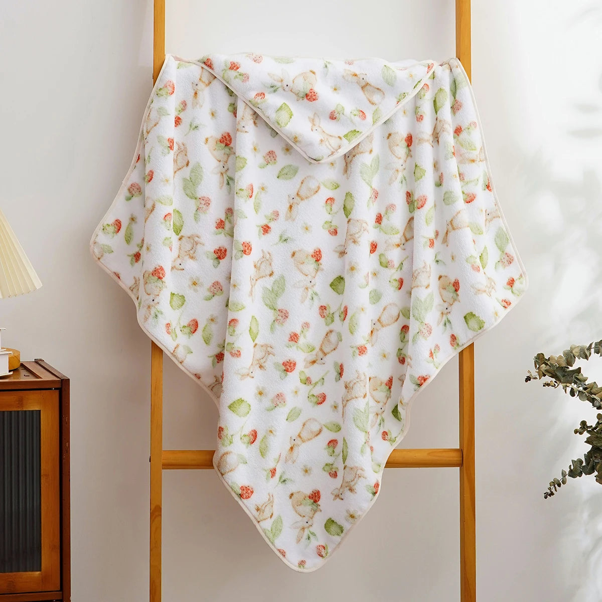 Soft Coral Fleece Blanket for Baby Absorbent Bath Towel Warm Infant Quilt Thick Newborn Swaddle Wrap Blanket Stroller Cover