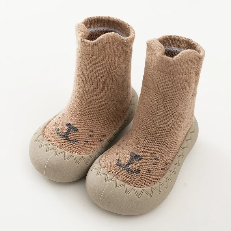 2023 Autumn Winter Baby Warm Cushion Sock Shoes Rubber Sole Cute Cartoon Lightweight Floor Shoes Toddler First Walker Sneakers